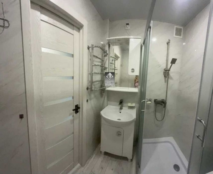 Продам 2-кімн. квартиру роздільного планування, Шевченківський район