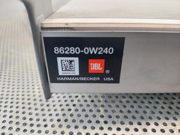Amplificador de colunas TOYOTA Prius Hatchback (_W3_)