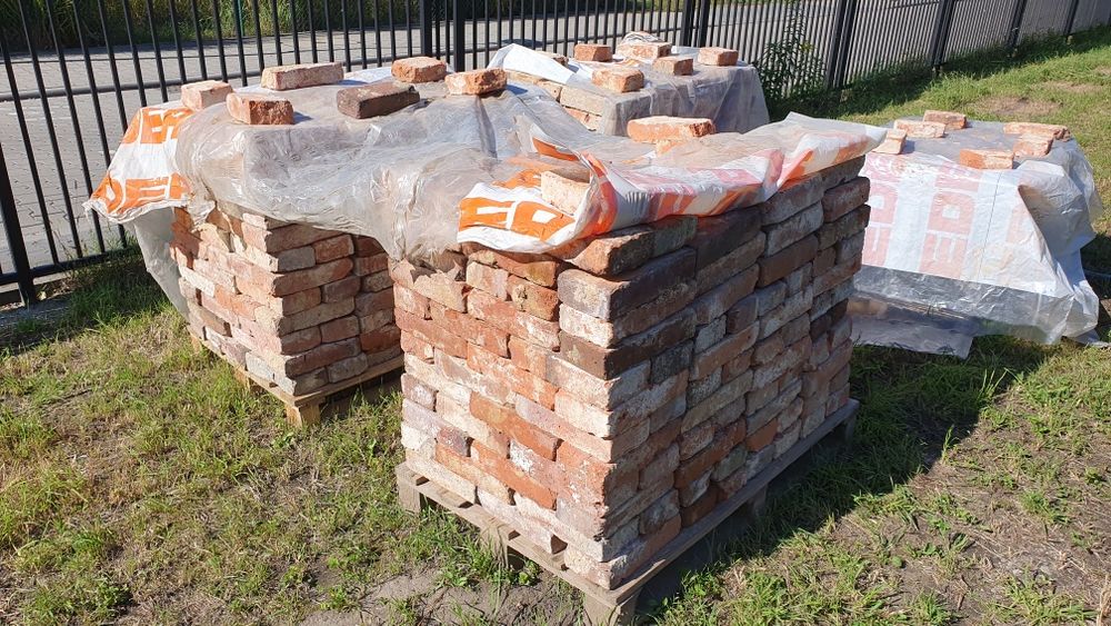 Cegła poniemiecka gotycka z rozbiórki