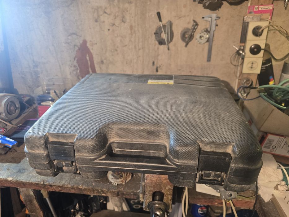 Перфоратор великий