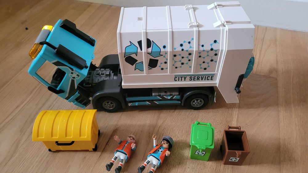 Playmobil 70885 Śmieciarka z sygnałem świetlnym