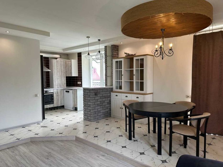 Продаж квартири 58м² з меблями та технікою. Євроремонт