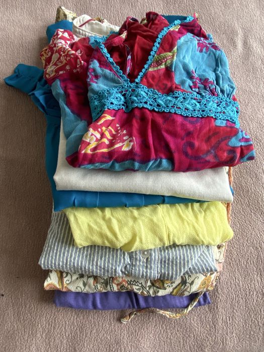 Lotes de roupande verao tamanho S e M