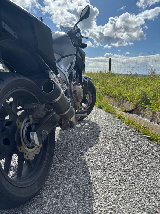 Honda CB 500 F |