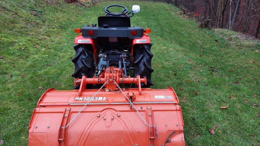 Mini Traktorek Japoński Kubota B52 4x4 15KM (nie Iseki Yanmar)