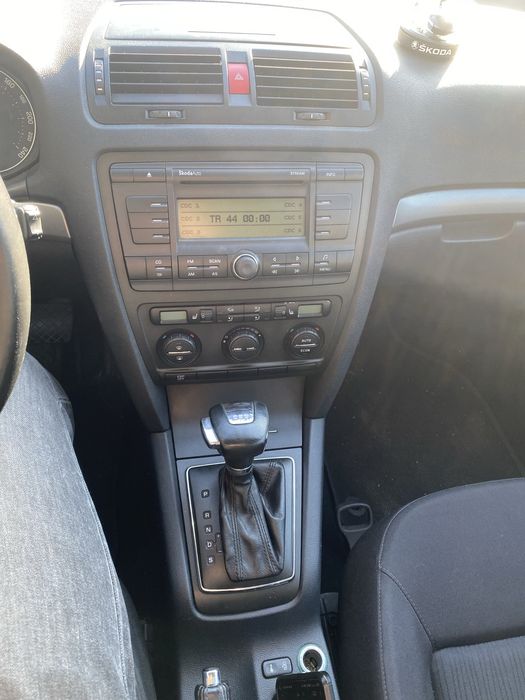 Продам авто Шкода А5 2.0 tdi на автоматі dsg dg250