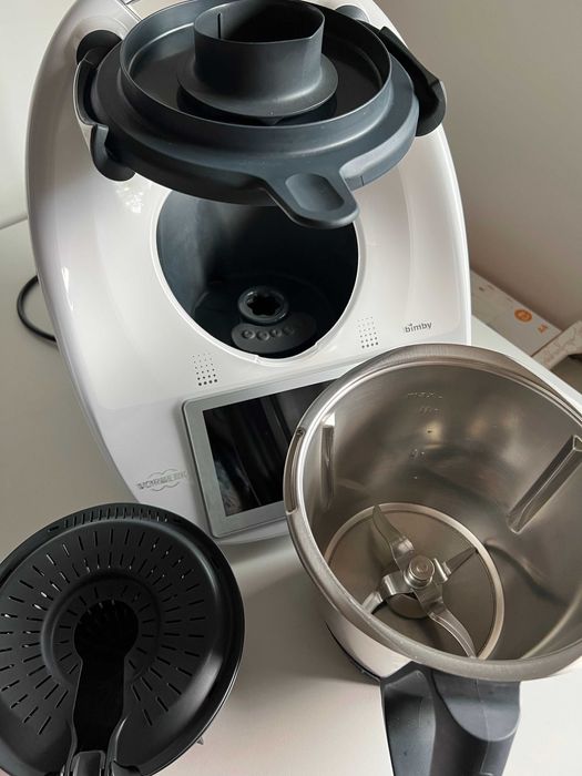 Bimby TM6 – Em excelente estado com todos os acessórios