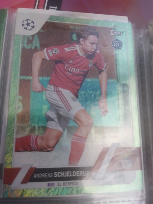 Topps chrome 2022-23 refractor green chrome Andreas schjelderup benfic