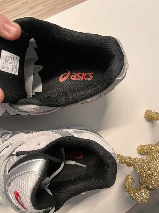 Asics Gel NYC nowe