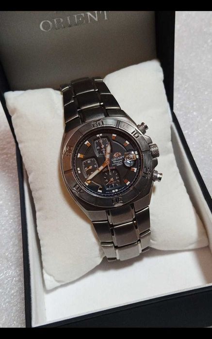 годинник Orient titanium хронограф
