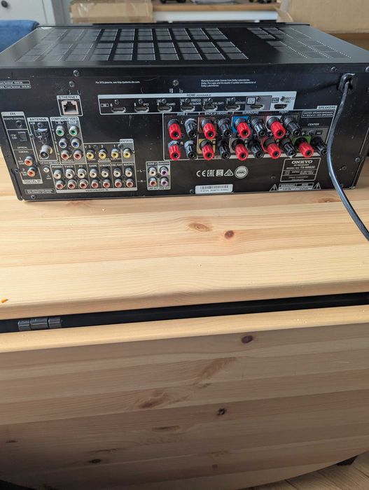 Amplituner Onkyo tx-nr636