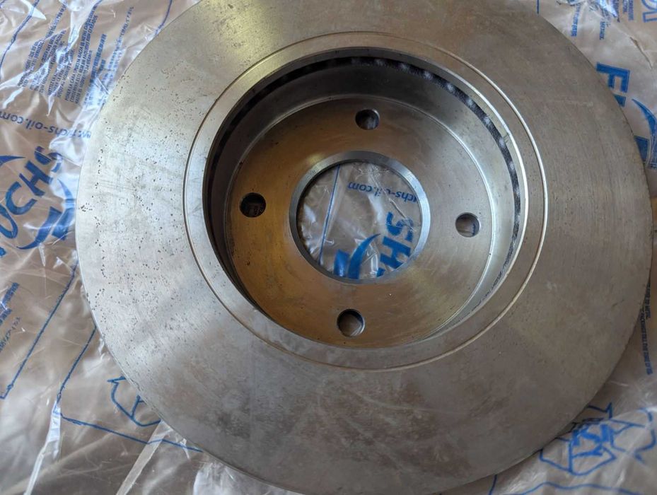 гальмівні диски NISSAN на 4 і 5 болтів вентильовані і невентильовані