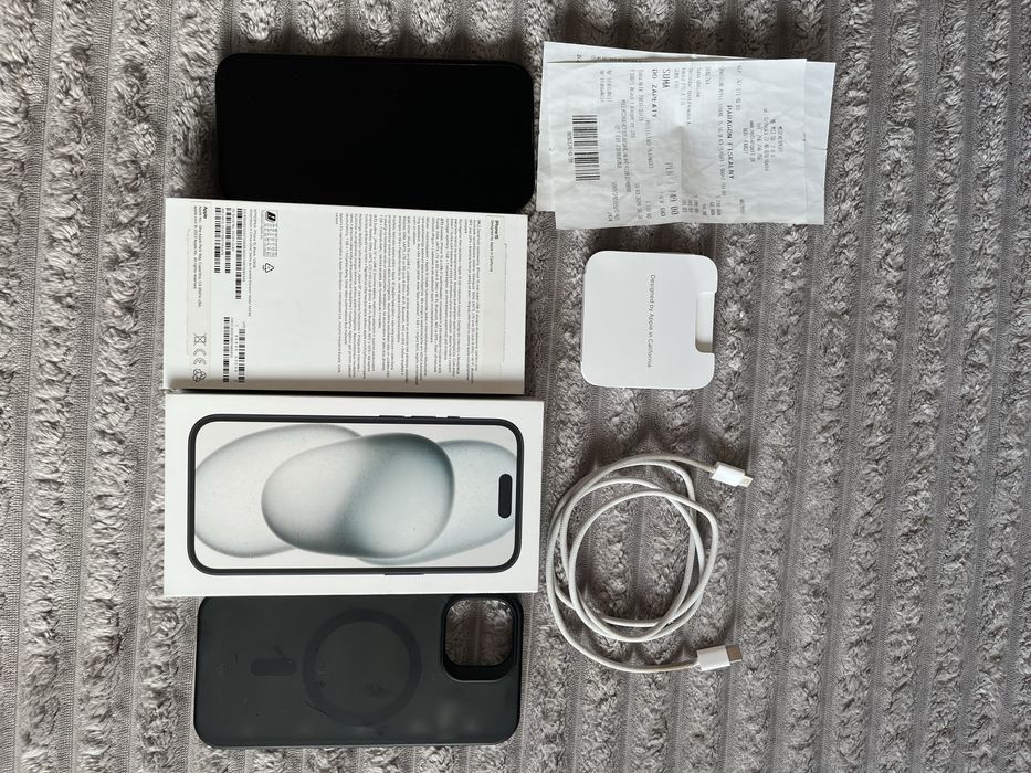 Iphone 15 128GB stan idealny + case