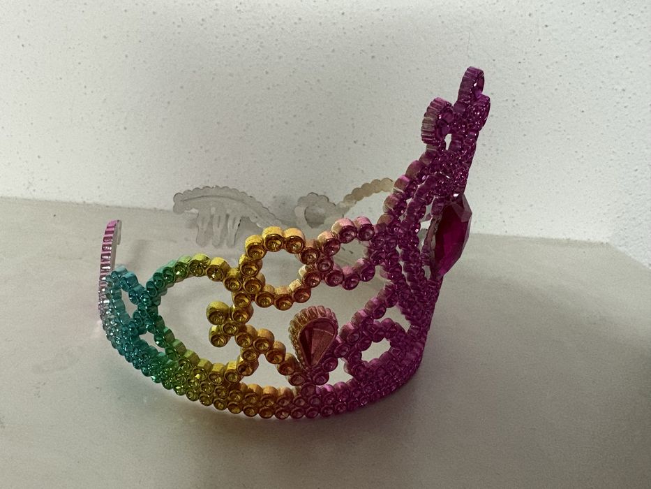 Coroa Tiara princesa criança menina rosa e arco-íris carnaval