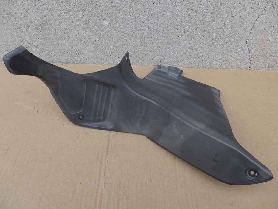 Honda Varadero 1000 '03-06r WYPELNIENIE zegarow owiewki lewe/prawe