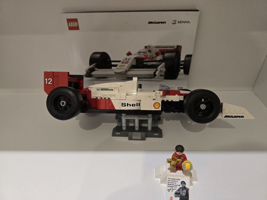 LEGO Icons McLaren MP4/4 Ayrton Senna