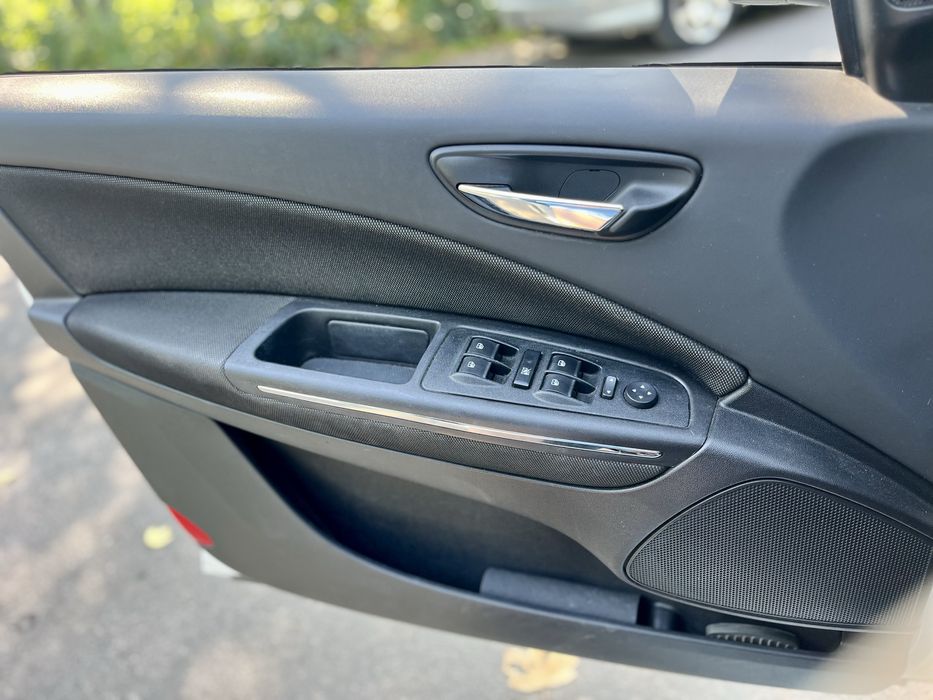 Fiat Bravo 2012, 1.6 MT