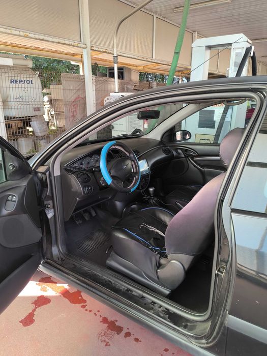 Ford Focus 1.8 90Cv