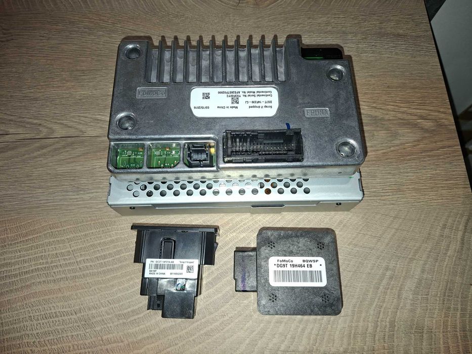 Sprzedam Zestaw SYNC 2