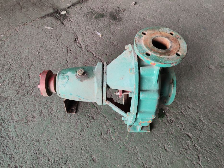 bomba centrífuga usada a trabalhar