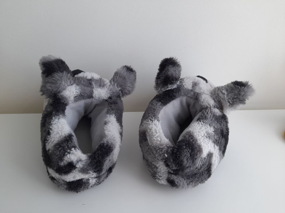 Pantufas de criança cãozinho