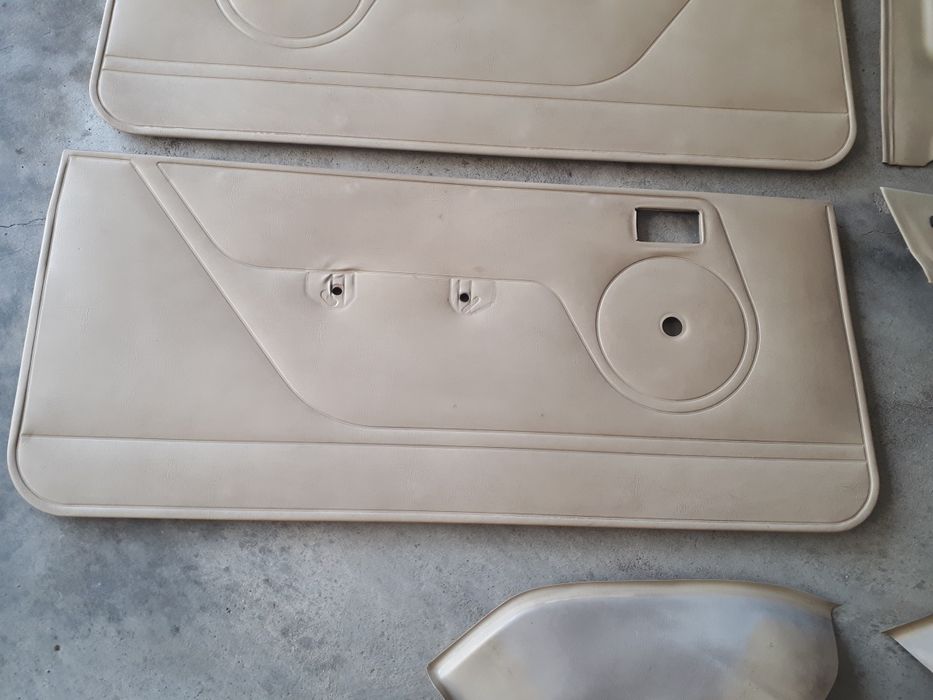 Forras/ quartelas das portas originais Opel Corsa-A GT Mk1 três portas