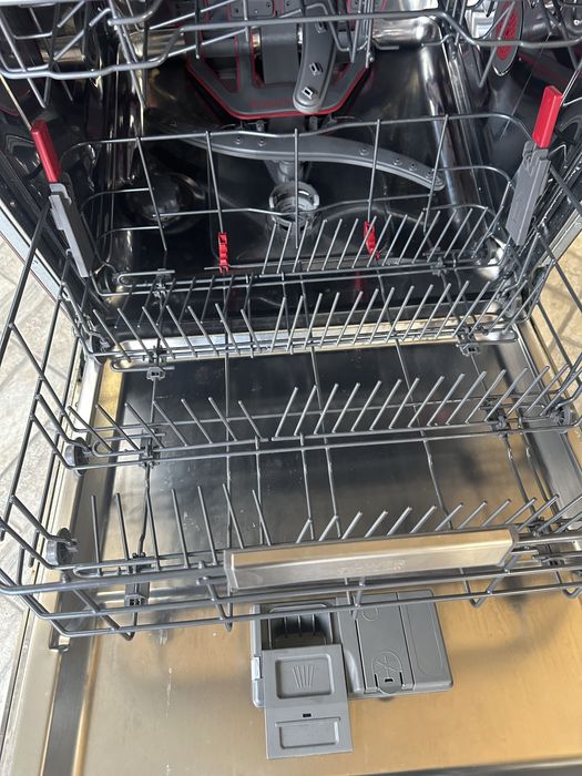 Продам посудомийну машинку 60 см (посудомийку)