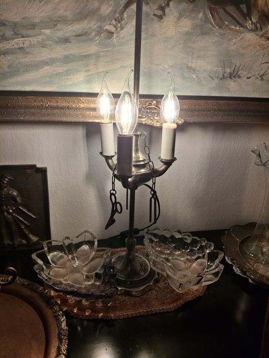 Lampa stołowa metal