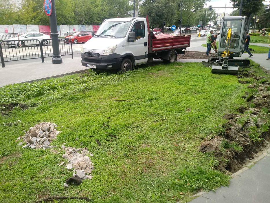 Usługi koparko-ładowarką, miniładowarką,koparką,transport