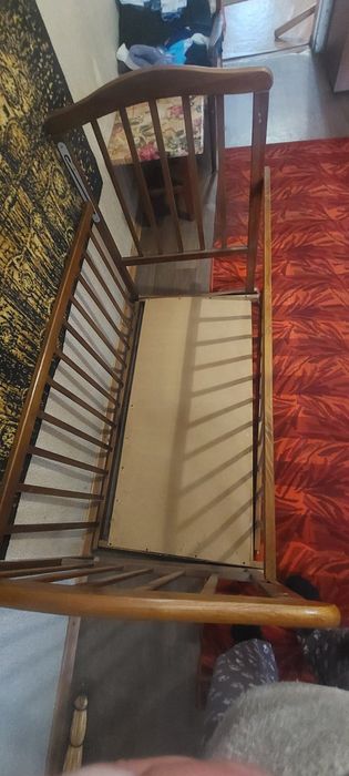 Продаж дитячої кроватки