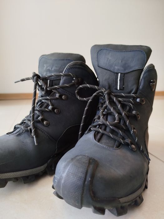 Buty trekkingowe waterproof Tapi skóra naturalna rozmiar 42 jak nowe