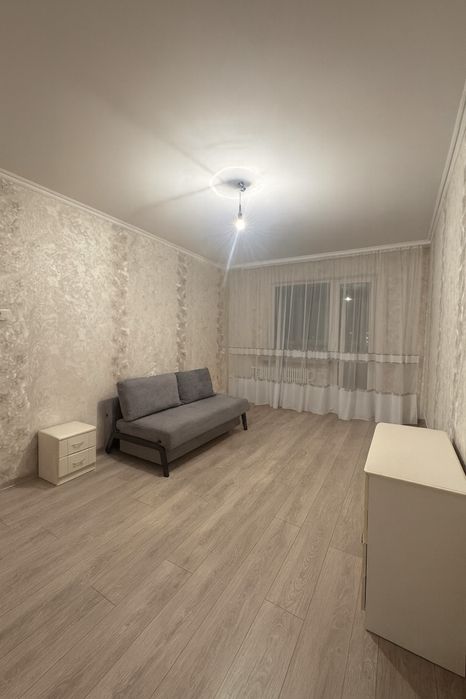 Оренда одно кімнатноі квартири на Озерній