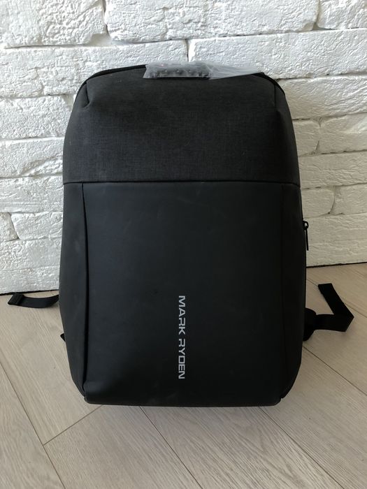 Рюкзак Mark Ryden. Новий.