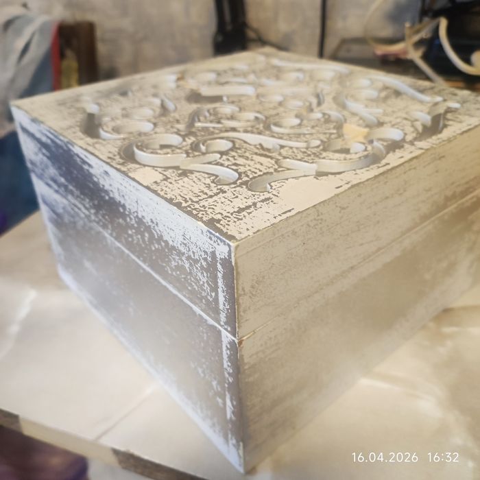 Продам большую шкатулку
