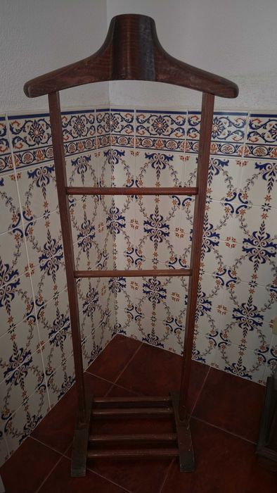 Camiseiro de Quarto