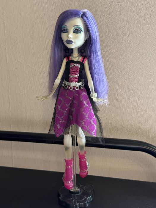Ляльки Monster High Монстер Хай Джиніфаєр Гулія Спектра
