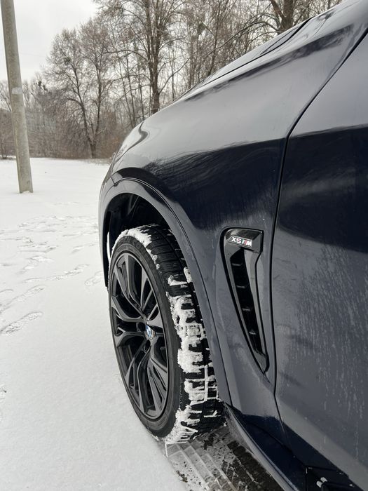 Bmw X5 f15 3.0d M pack под ремонт