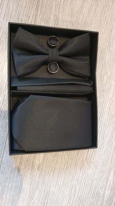 Zestaw męski krawat, muszka, poszetka, spinki do mankietów, święta, st