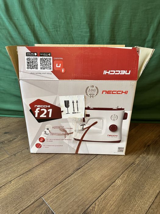 Швейная машина Necchi f21