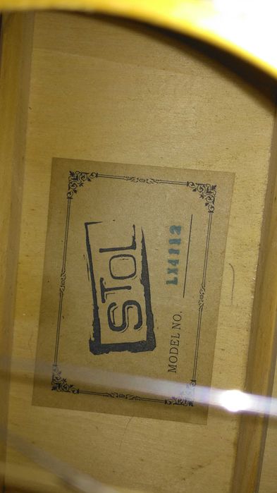 Guitarra acustica marca stol recuperada