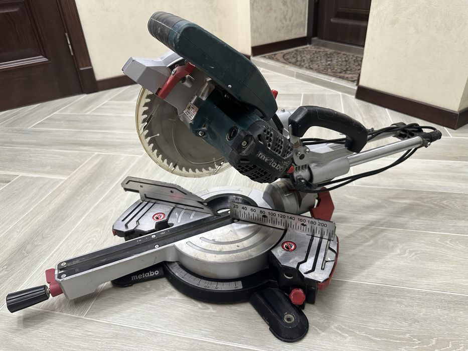 Торцювальна пила/торцовка