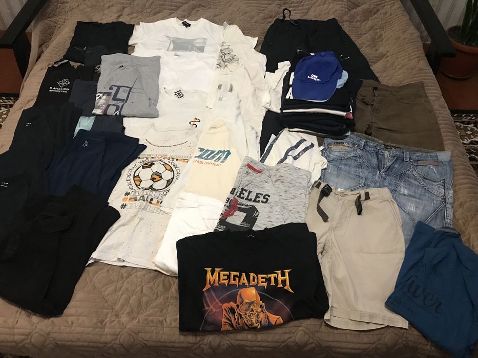 Набір чоловічого одягу 40 футболок+3 шортів та 1 штани, розмір С S