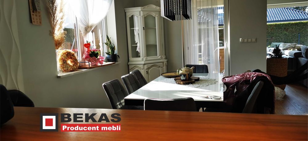 Witryna Waniliowy Narożnik Ludwik 70 ` ECRU Dąb Producent Bekas Meble