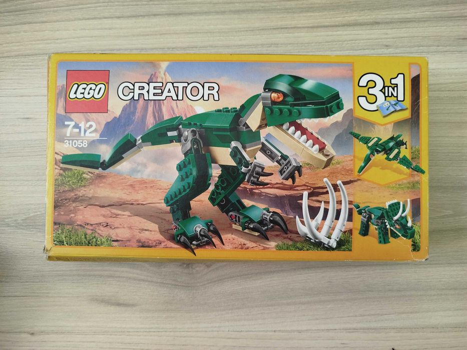 Pudełko po klockach Lego Creator 3w1 31058, Potężne dinozaury