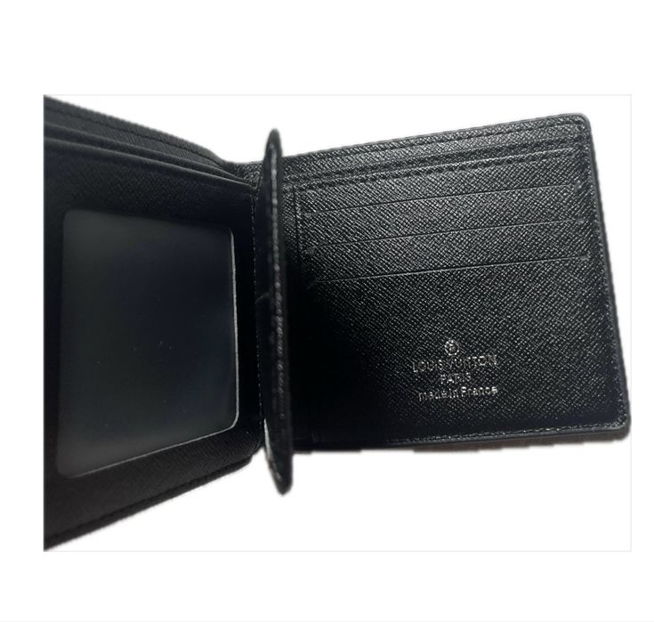 Portfel Louis Vuitton Monogram Eclipse – Klasyczny Bi-Fold