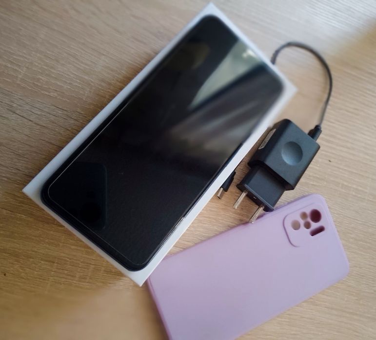 Смартфон Redmi Note 10S