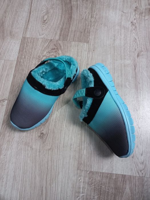 Klapki. Ocieplane nowe 31