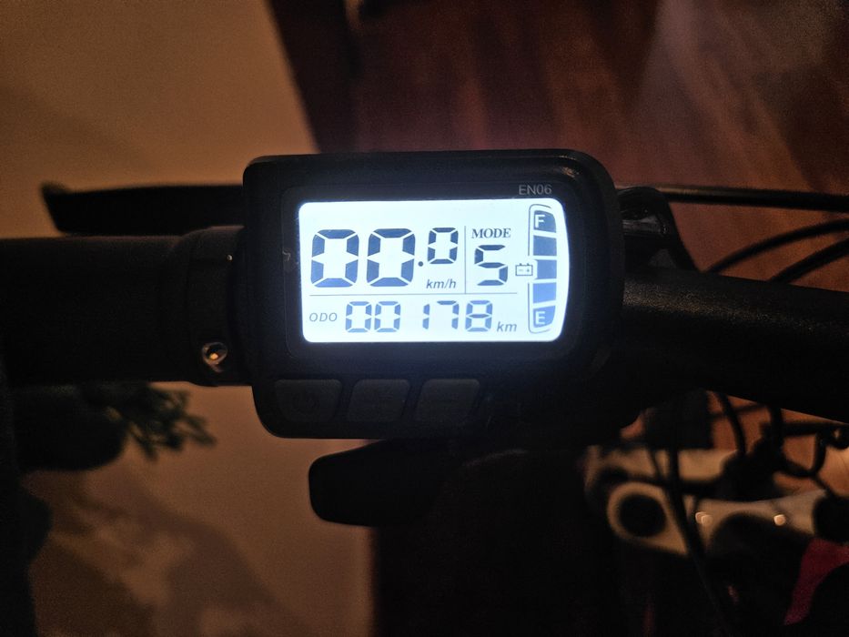 Bicicleta Elétrica BTT RKS (7 Vel.) – Praticamente Nova! Apenas 178km
