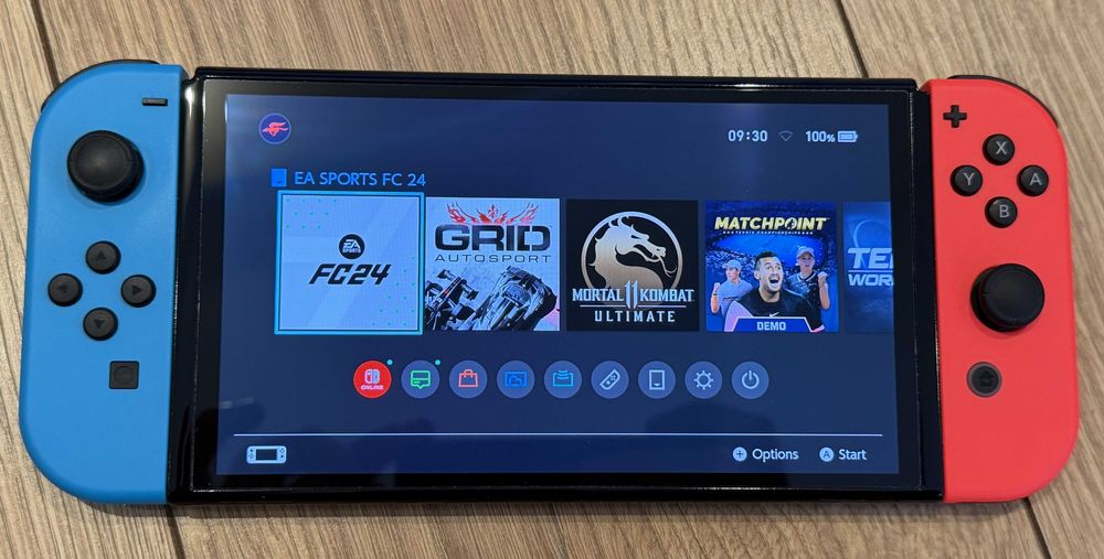 Nintendo SWITCH OLED (1gen) + 8 GIER + 2xETUI - pytaj/negocjuj