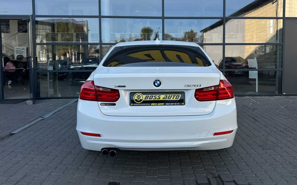BMW 328XI 2013
